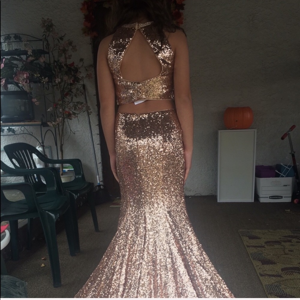 Prom dress
